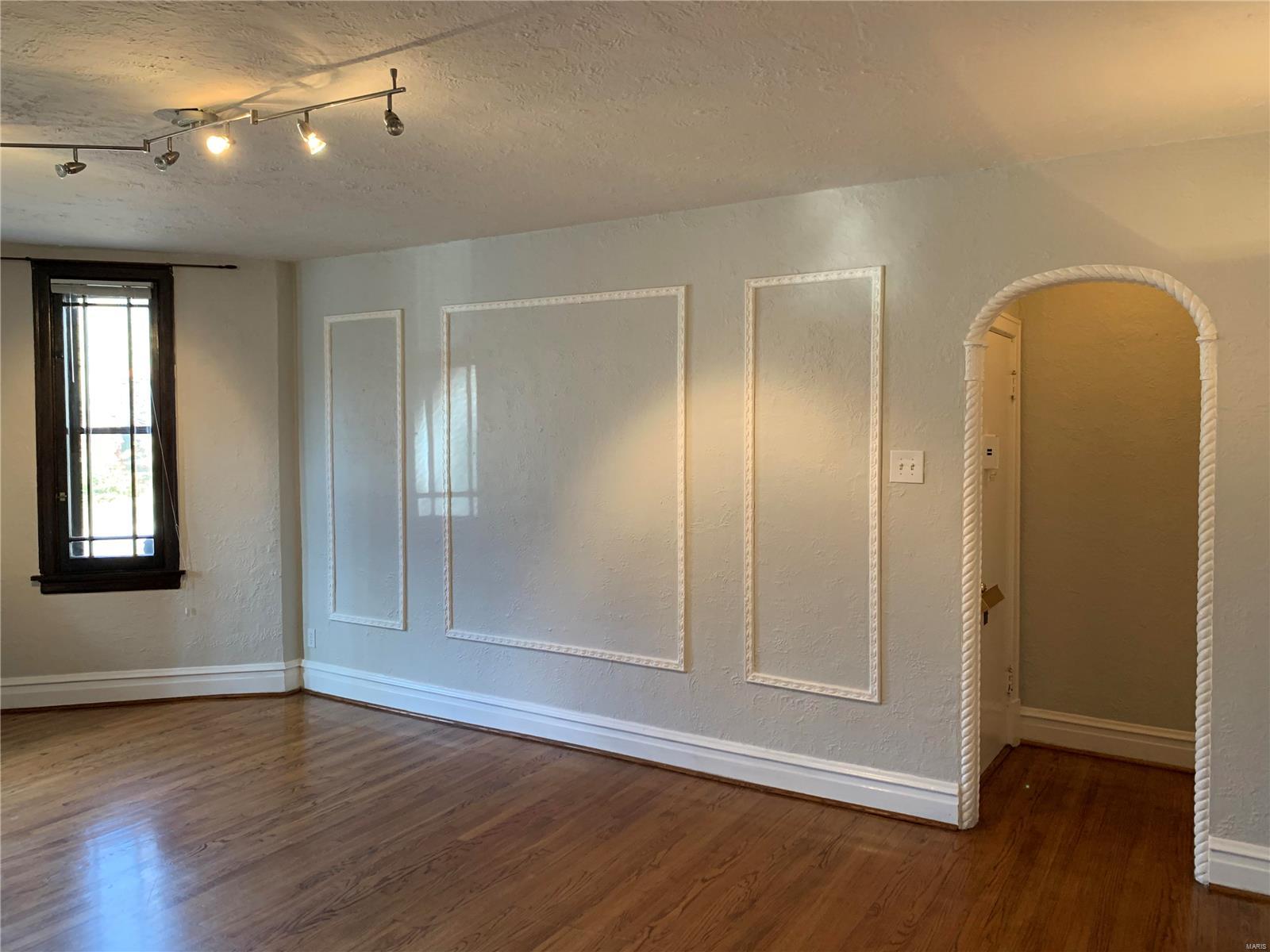 322 South Hanley Road, Unit 1S St. Louis, MO 63105 - Photo 8 of 26 Gallery Image 8