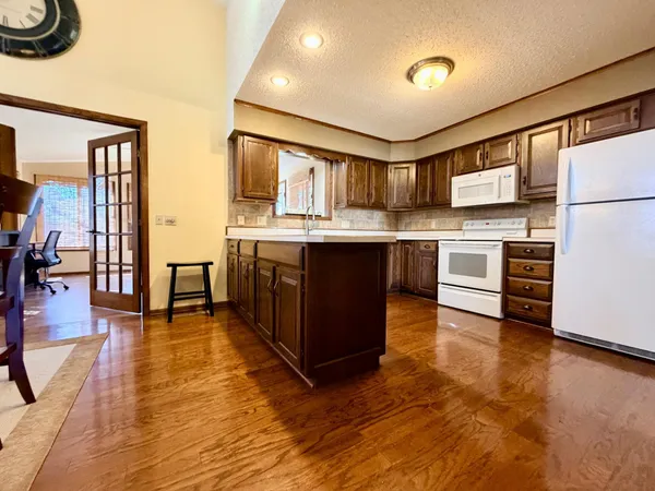 $365,000 | 1919 Driftwood Avenue, Worthington, MN 56187