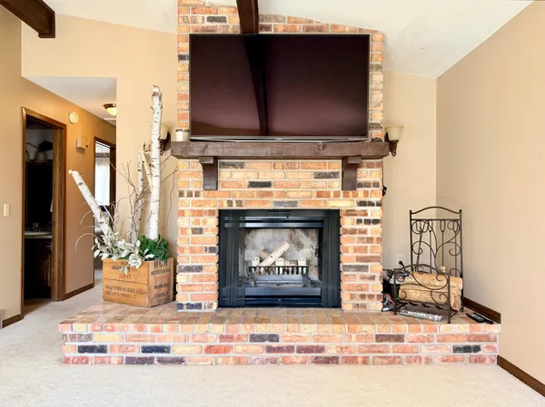 $365,000 | 1919 Driftwood Avenue, Worthington, MN 56187