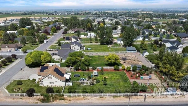 $649,900 | 3702 North 2481 East, Twin Falls, ID 83301