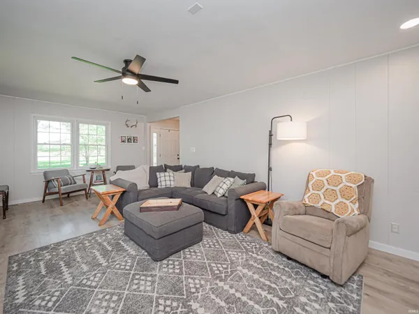 $410,000 | 3700 South Bullocktown Road, Boonville, IN 47601
