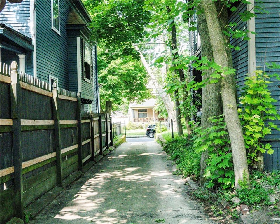 150 Euclid Avenue Sharon, PA 16146 - Photo 40 of 49 Alley throughway
