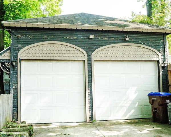 $150,000 | 150 Euclid Avenue, Sharon, PA 16146