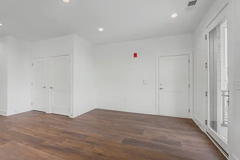 $364,900 | 505 Community Court, Unit 302, Nashville, TN 37209
