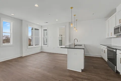 $364,900 | 505 Community Court, Unit 302, Nashville, TN 37209