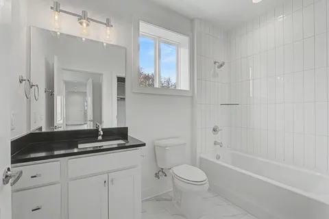 $364,900 | 505 Community Court, Unit 302, Nashville, TN 37209