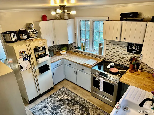 $374,000 | 4480 Main Street, Royalton, NY 14067