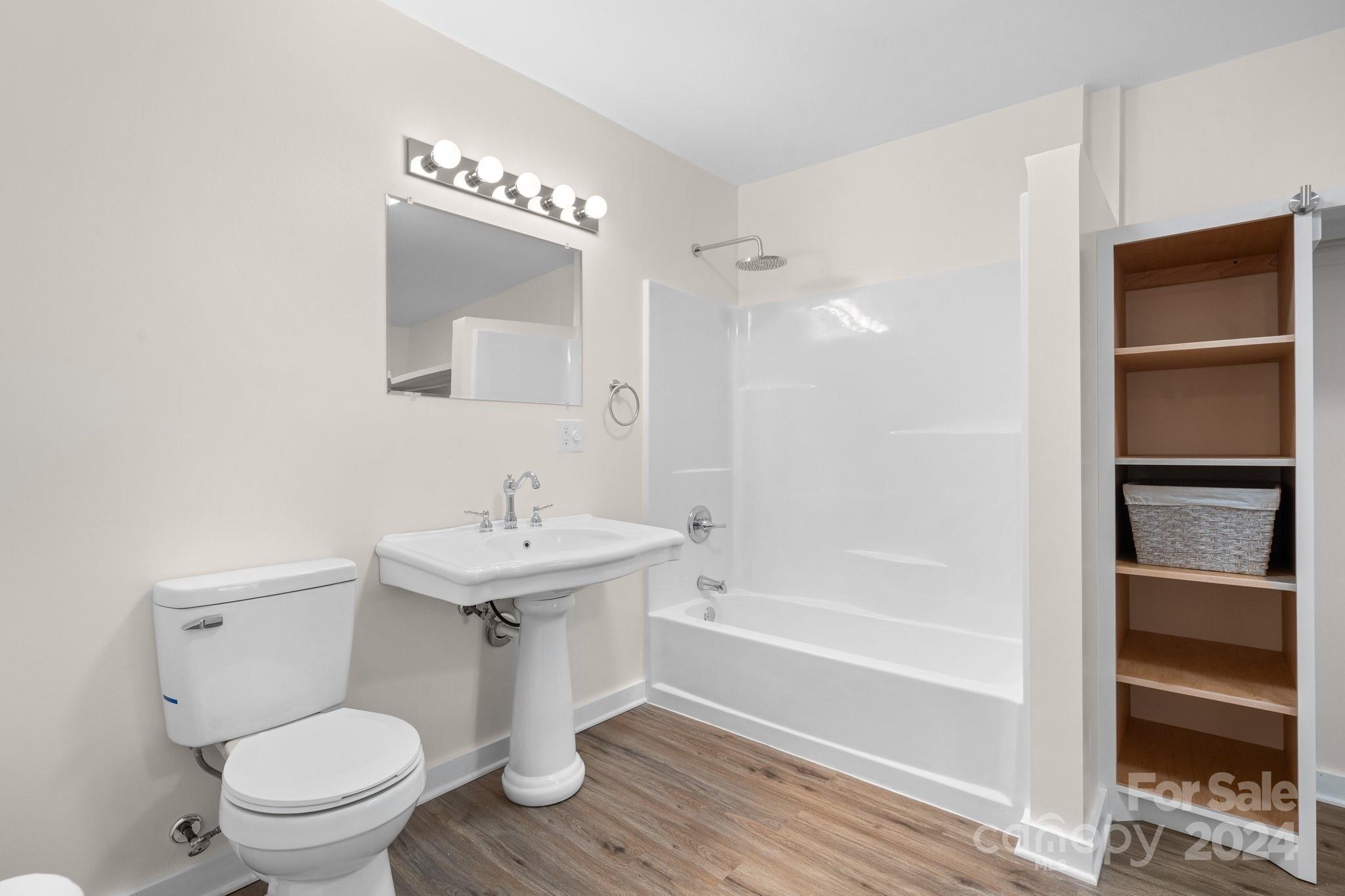 408 Ridge Street Northwest Lenoir, NC 28645 - Photo 11 of 46 Gallery Image 11
