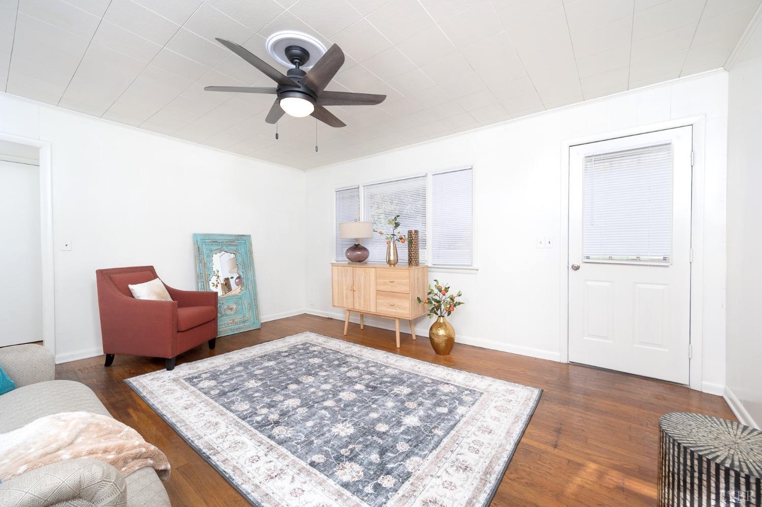 3529 Forest Road Bedford, VA 24523 - Photo 4 of 38 Gallery Image 4