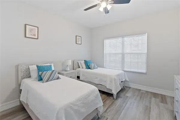 $3,300 | 3702 54th Drive West, Unit 102, Bradenton, FL 34210