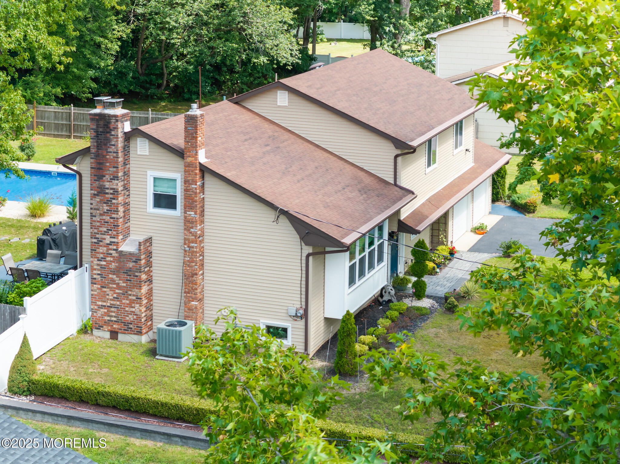 418 Union Hill Road Morganville, NJ 07751 - Photo 43 of 44 DJI_20250829114542_0188_D