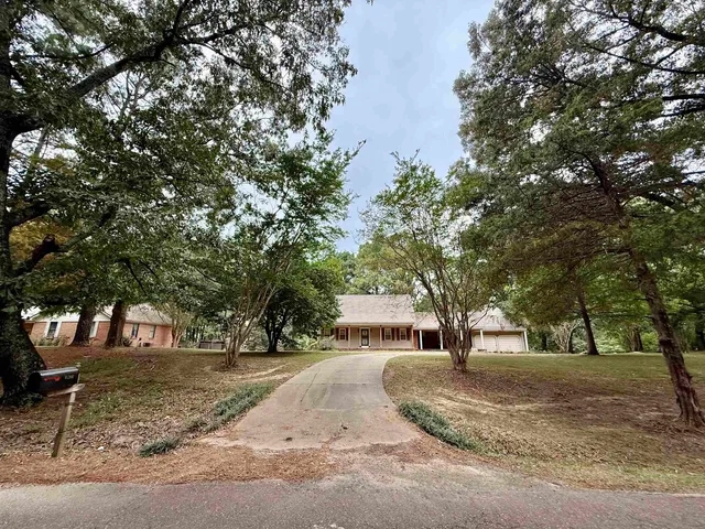 $350,000 | 6235 McKinstry Road, Moscow, TN 38057