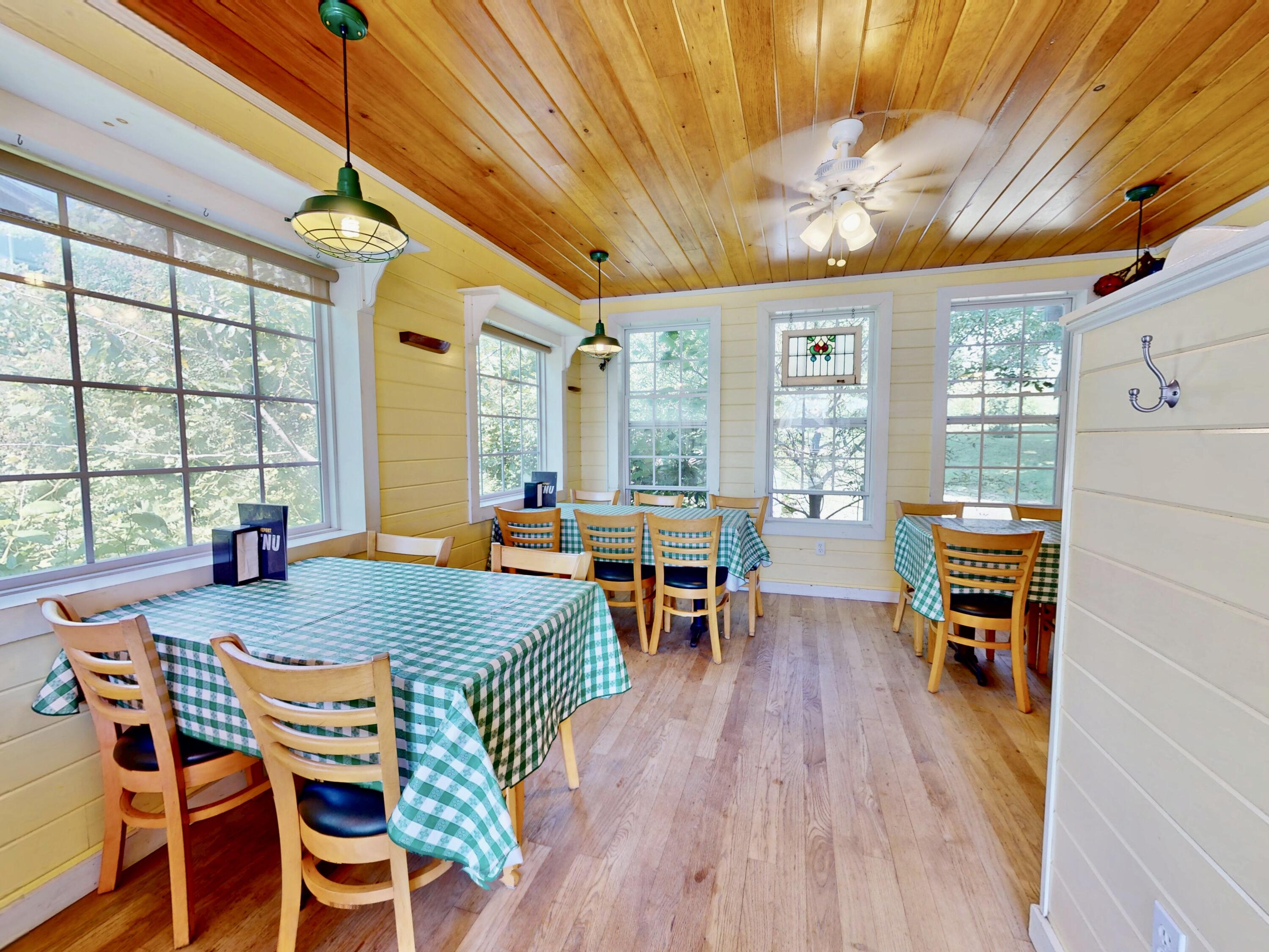 62 West Main Street Vinalhaven, ME 04863 - Photo 18 of 65