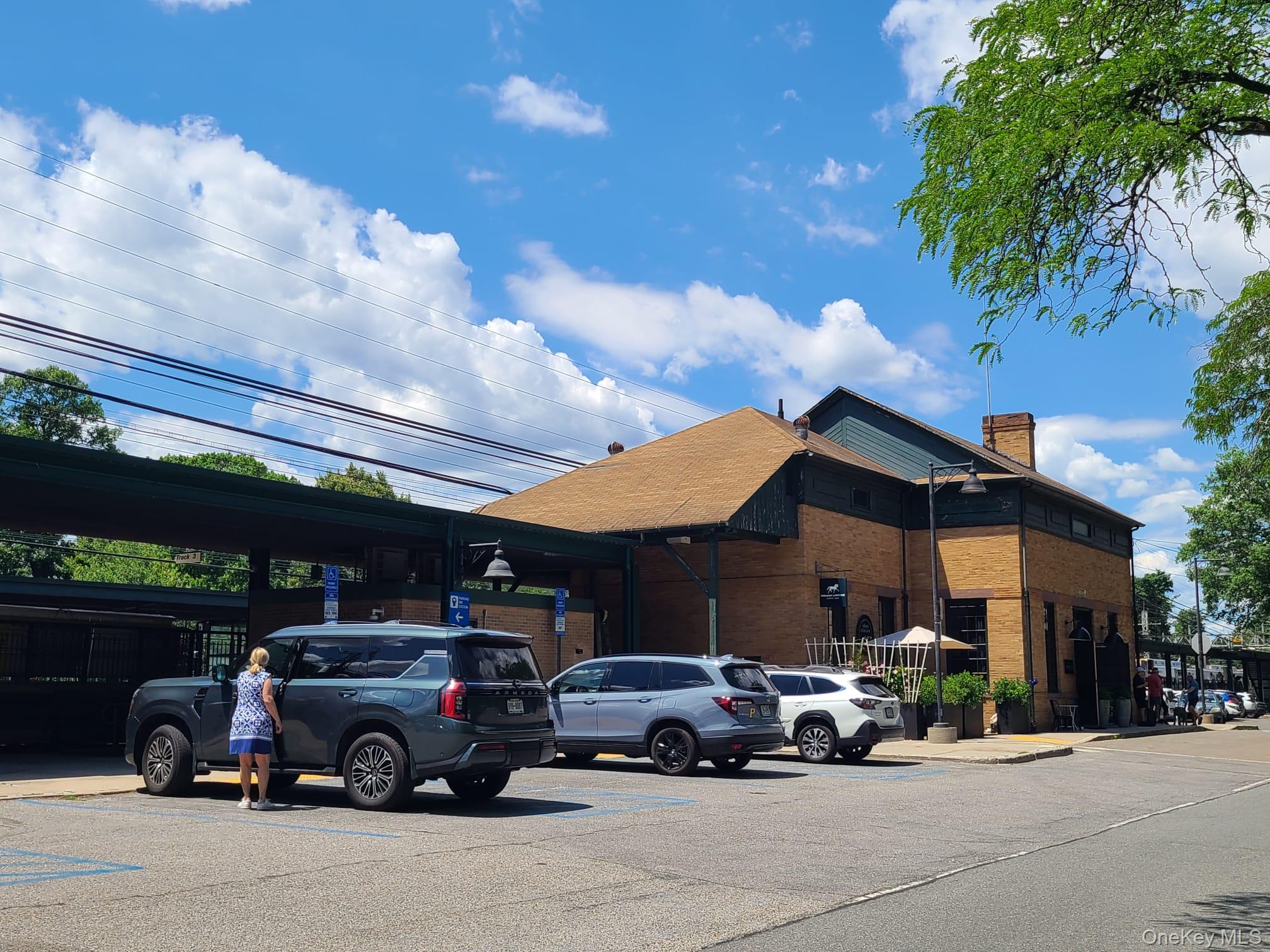 508 New Rochelle Road, Unit 2 Bronxville, NY 10708 - Photo 14 of 18 Pelham Metro North train station