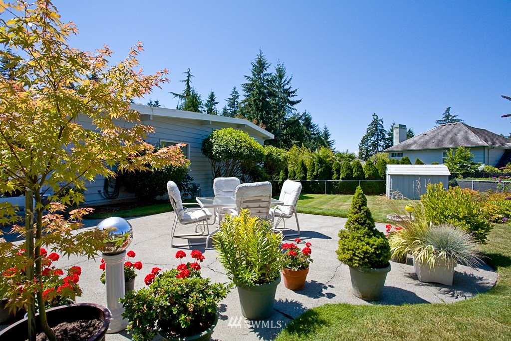 9701 237th Place Southwest Edmonds, WA 98020 - Photo 13 of 15 Gallery Image 13