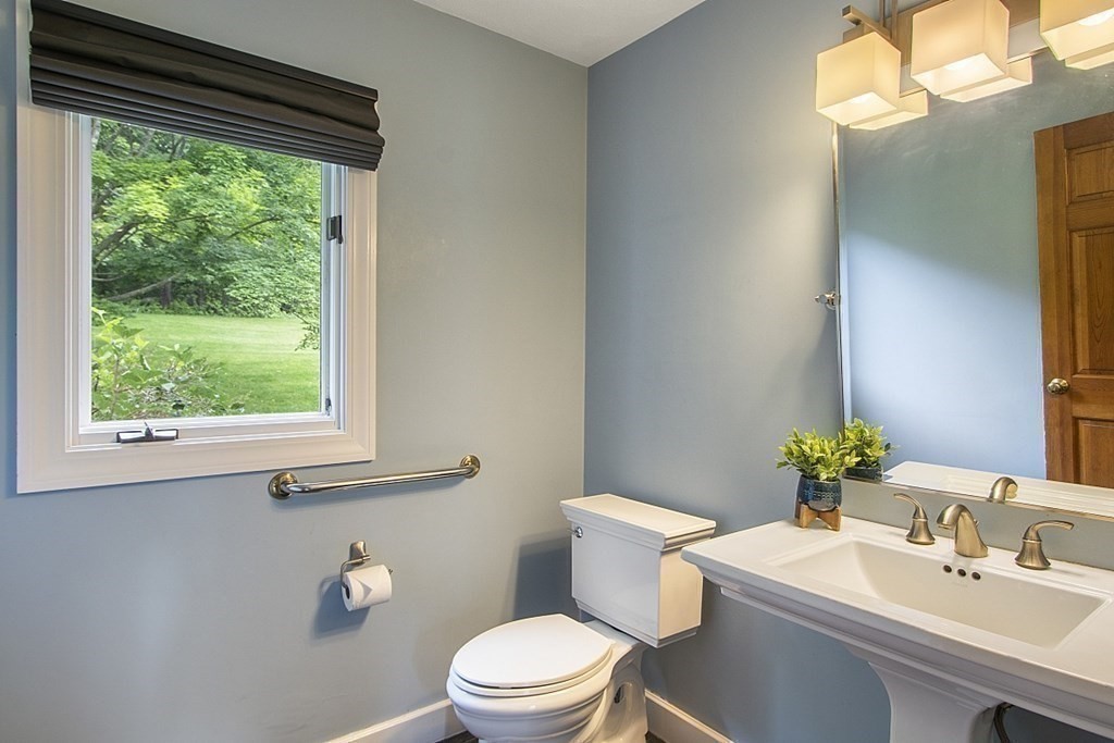 12 Castle Road Westford, MA 01886 - Photo 20 of 42 Gallery Image 20