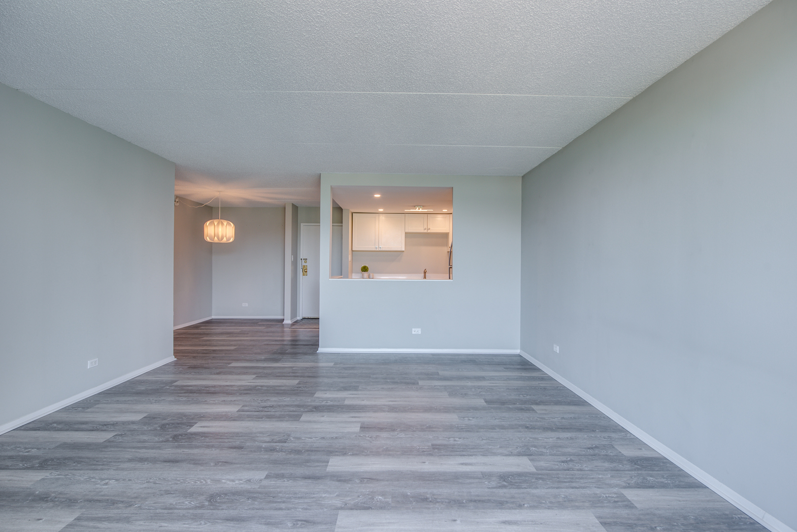 2015 South Finley Road, Unit 612 Lombard, IL 60148 - Photo 13 of 26