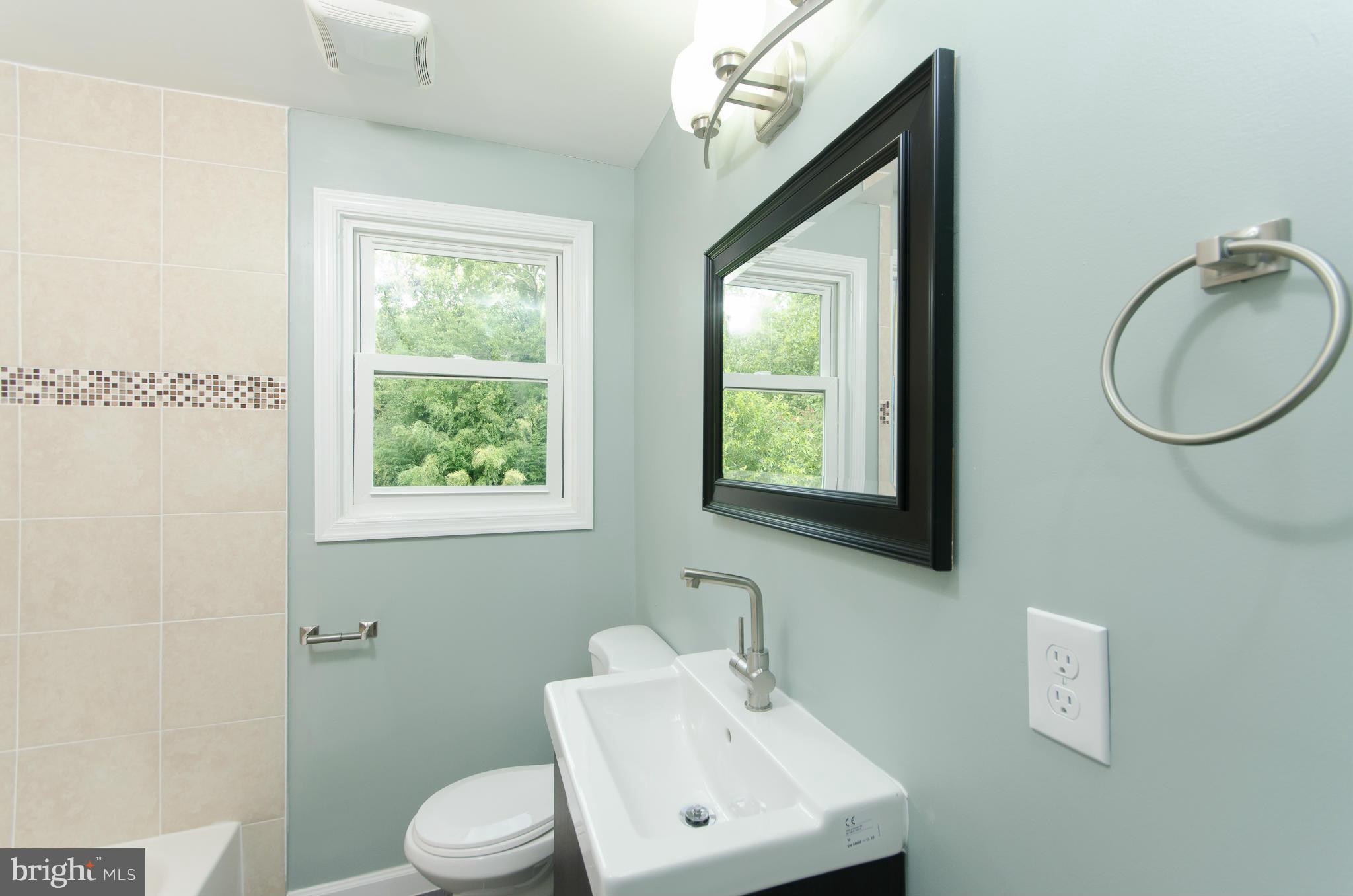 1710 Thomas Road Fort Washington, MD 20744 - Photo 10 of 22 Bath