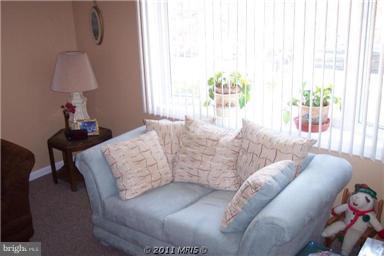 1828 Hanford Road Rosedale, MD 21237 - Photo 2 of 14 Living Room