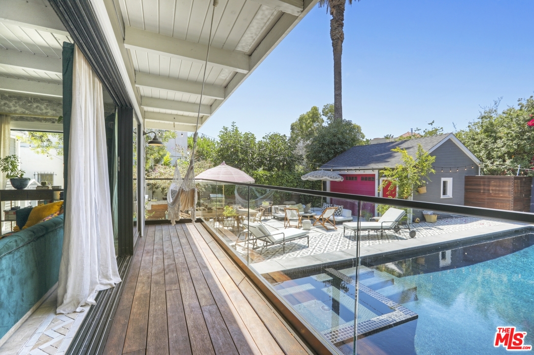 2049 North Berendo Street Los Angeles, CA 90027 - Photo 23 of 47 Gallery Image 23