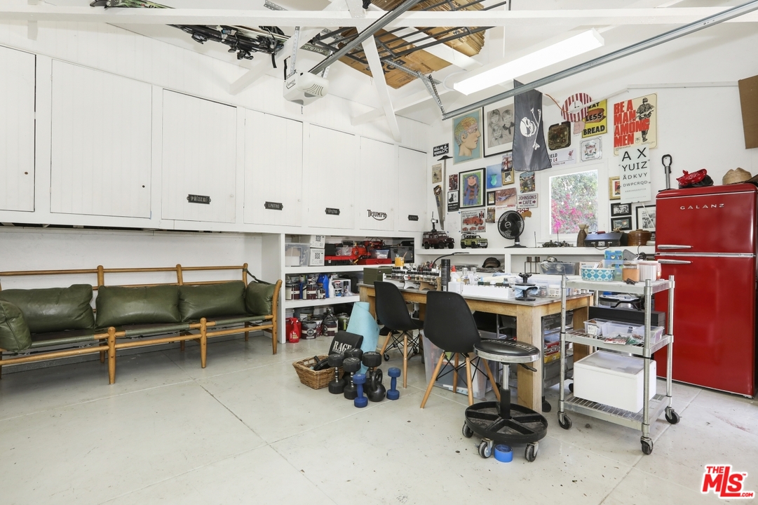 2049 North Berendo Street Los Angeles, CA 90027 - Photo 42 of 47 Gallery Image 42