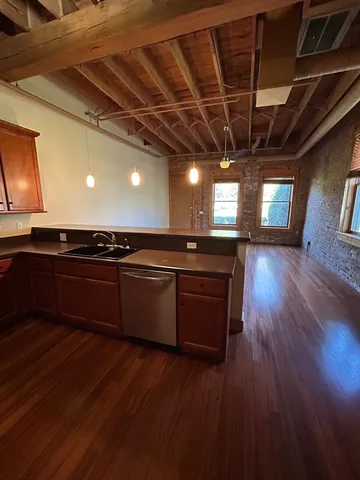 $280,000 | 266 Hutchins Court, Unit 266, Woodstock, IL 60098