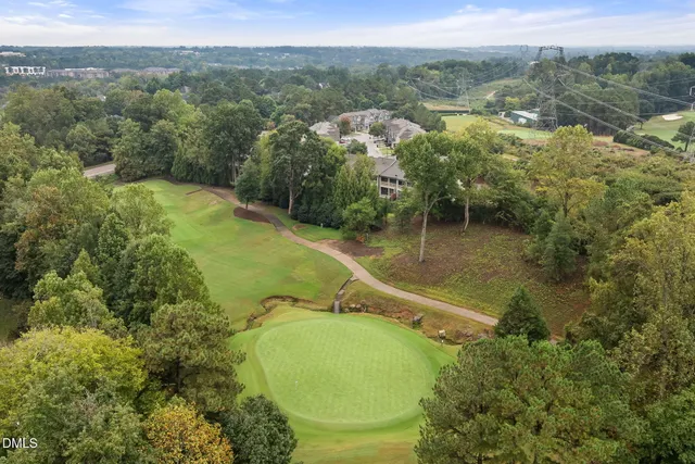 a sign that is on the side of the road