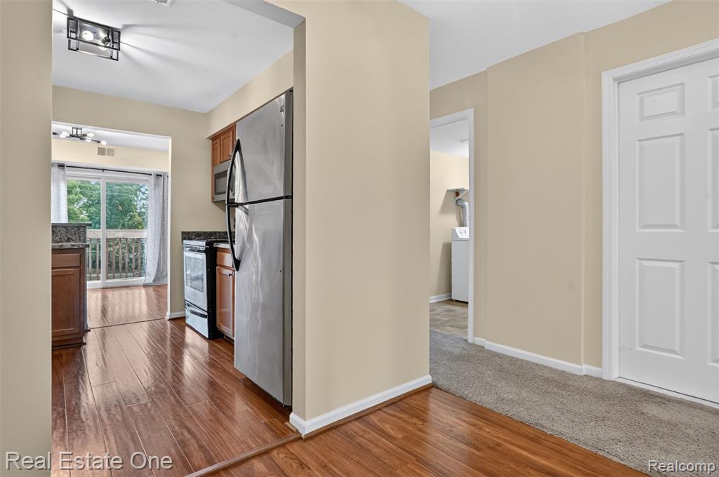 1655 Riverside Drive, Unit 12 Rochester Hills, MI 48309 - Photo 3 of 26 Gallery Image 3