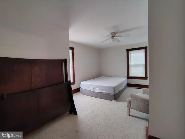 $2,250 | 518 Brunswick Street, Brunswick, MD 21716