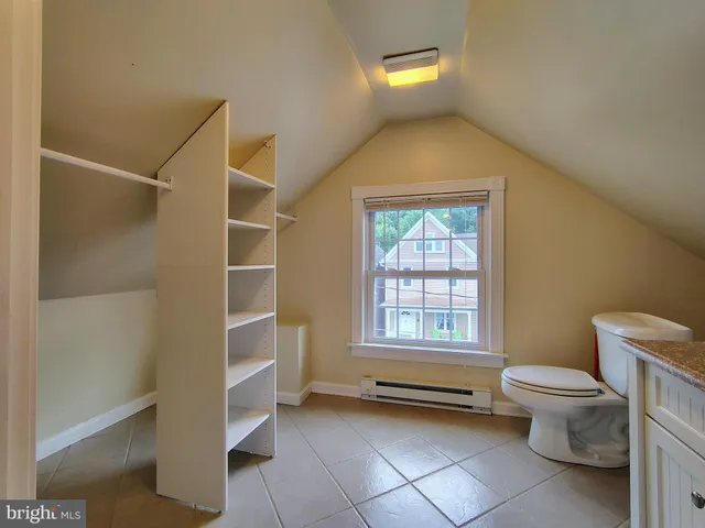 $2,250 | 518 Brunswick Street, Brunswick, MD 21716