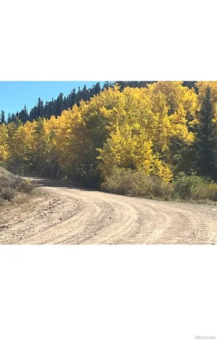 a view of outside space and a yard