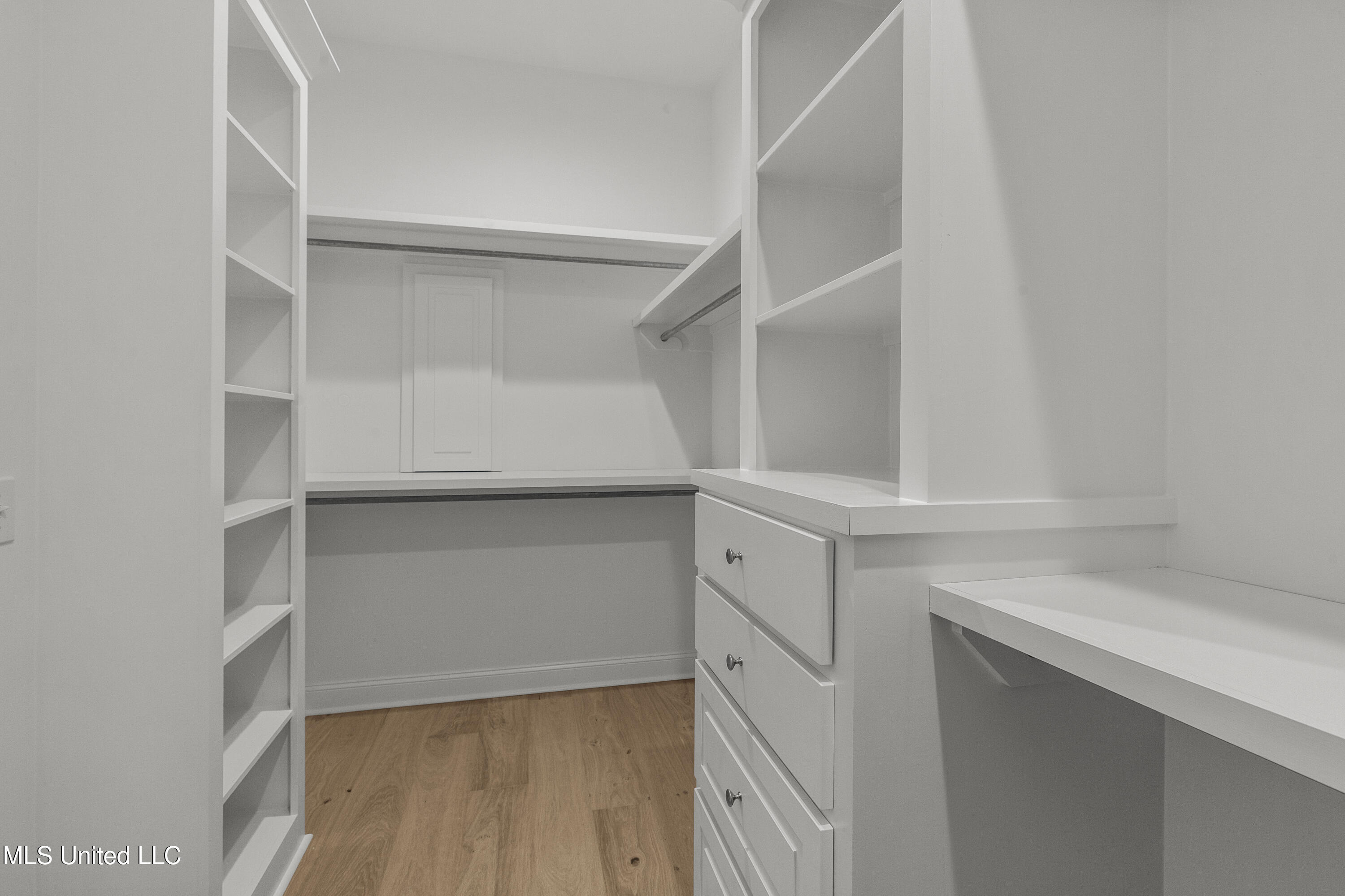 373 Wellstone Place Madison, MS 39110 - Photo 24 of 28 373 Wellstone-43