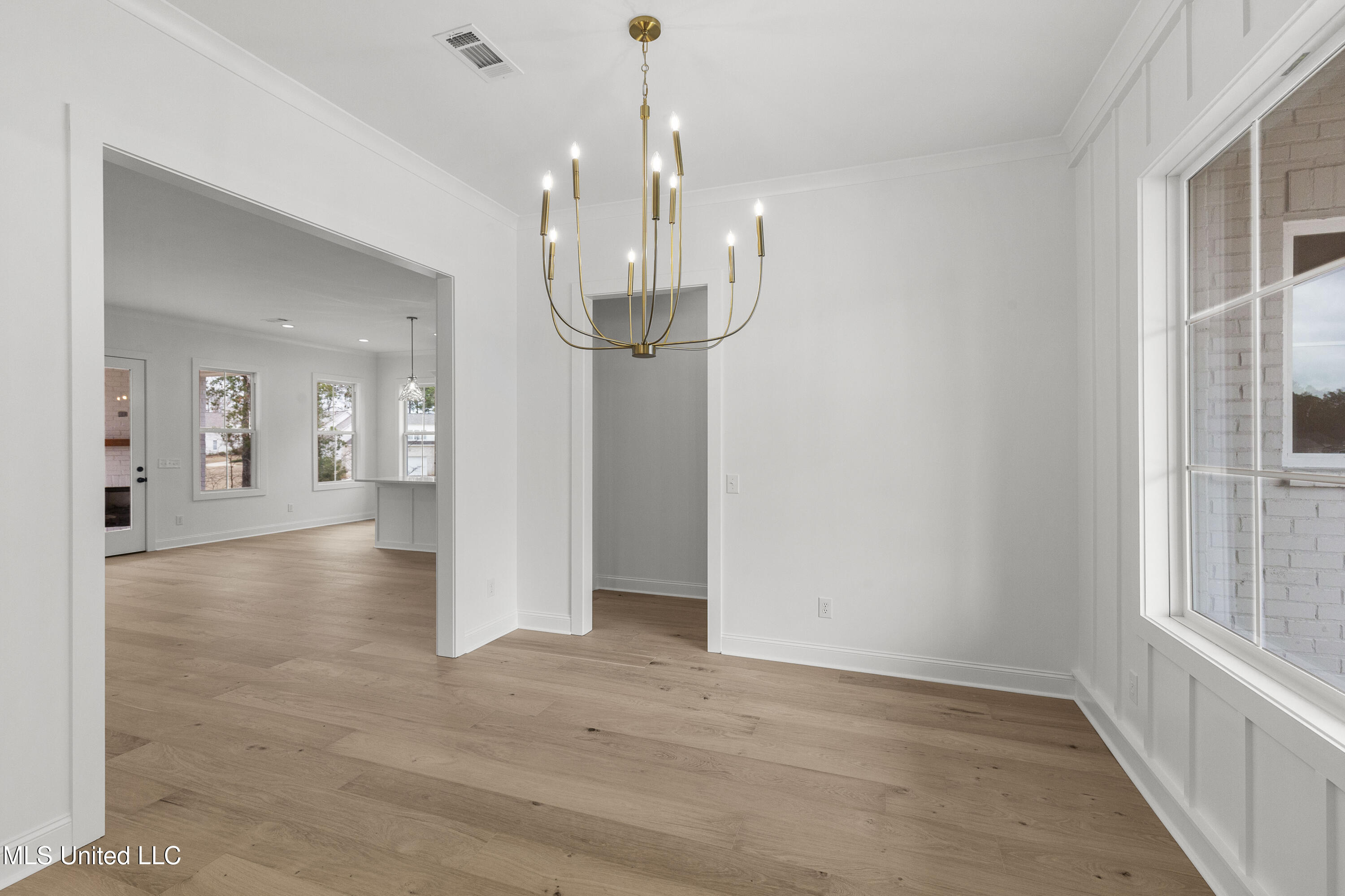 373 Wellstone Place Madison, MS 39110 - Photo 6 of 28 373 Wellstone-11