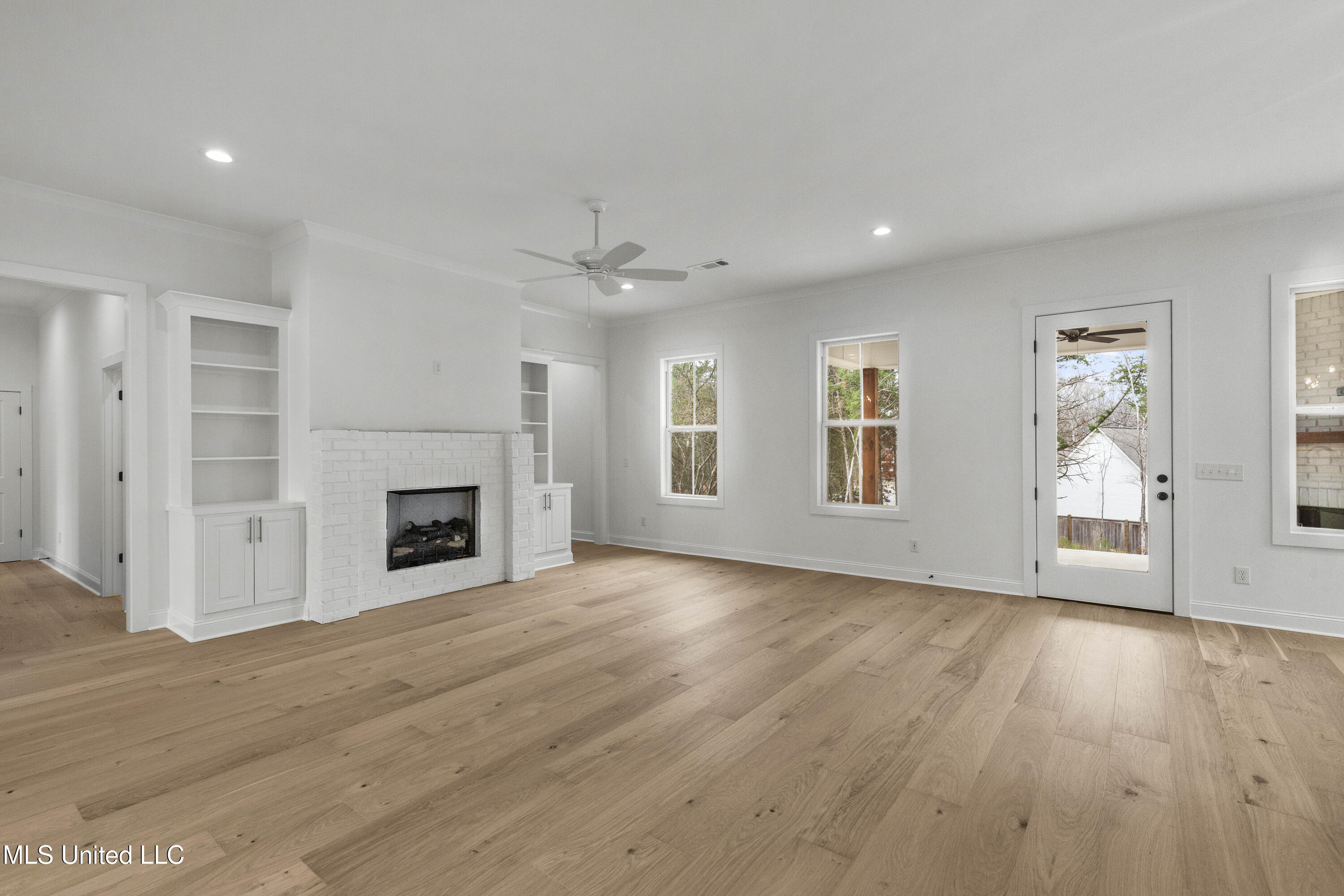 373 Wellstone Place Madison, MS 39110 - Photo 8 of 28 373 Wellstone-13