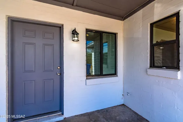 $274,900 | 5037-5039 East 1st Street, Tucson, AZ 85711