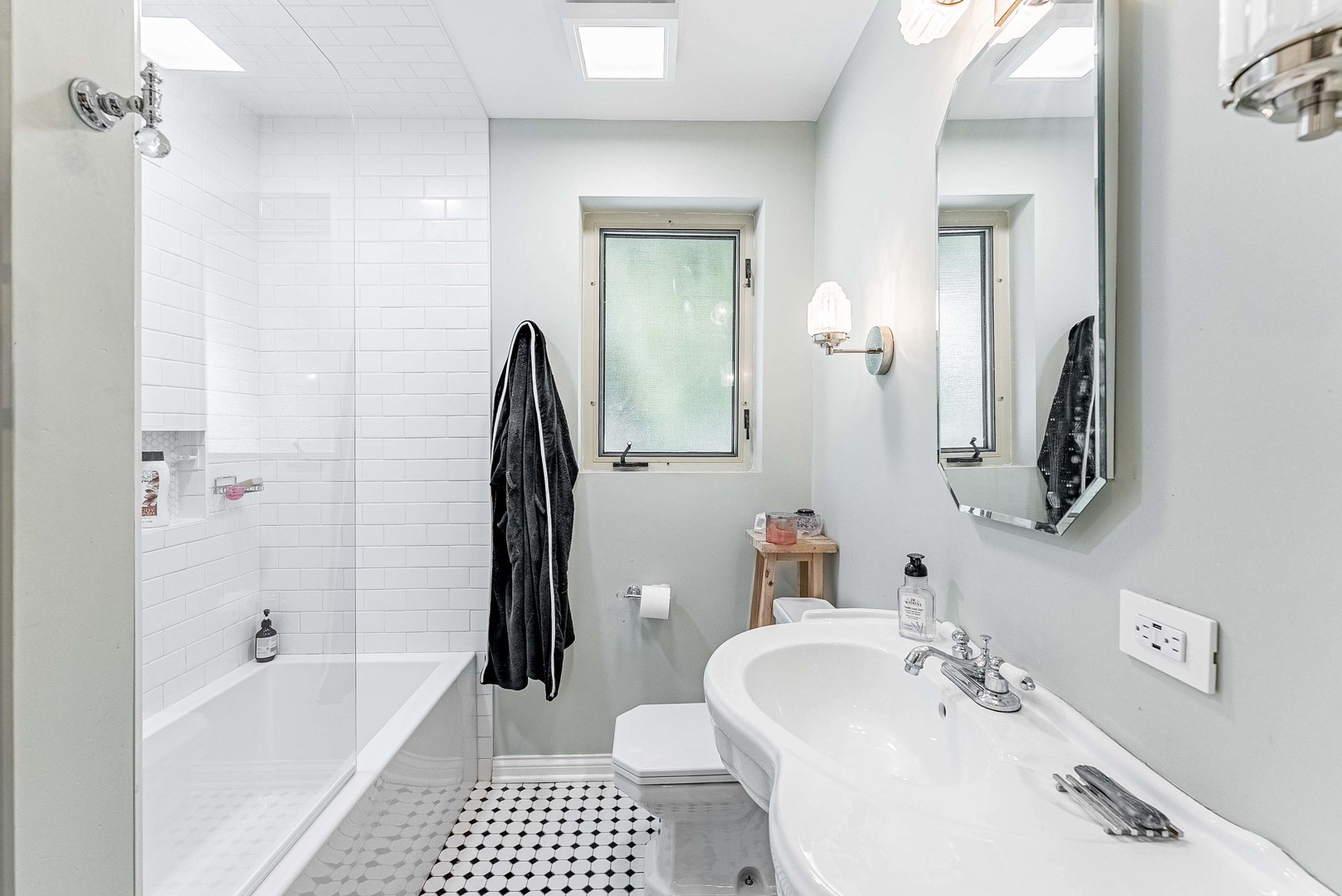 2844 South Throop Street Chicago, IL 60608 - Photo 13 of 45