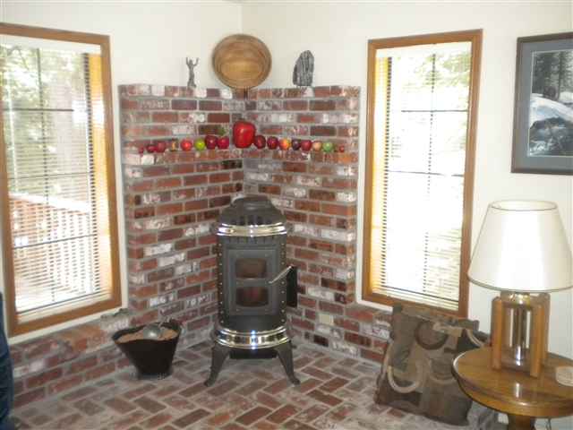 829 East Mountain Ridge Road Lake Almanor, CA 96137 - Photo 4 of 9