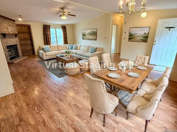 $1,850 | 182 Laurel Ridge Drive, Lakehills, TX 78063