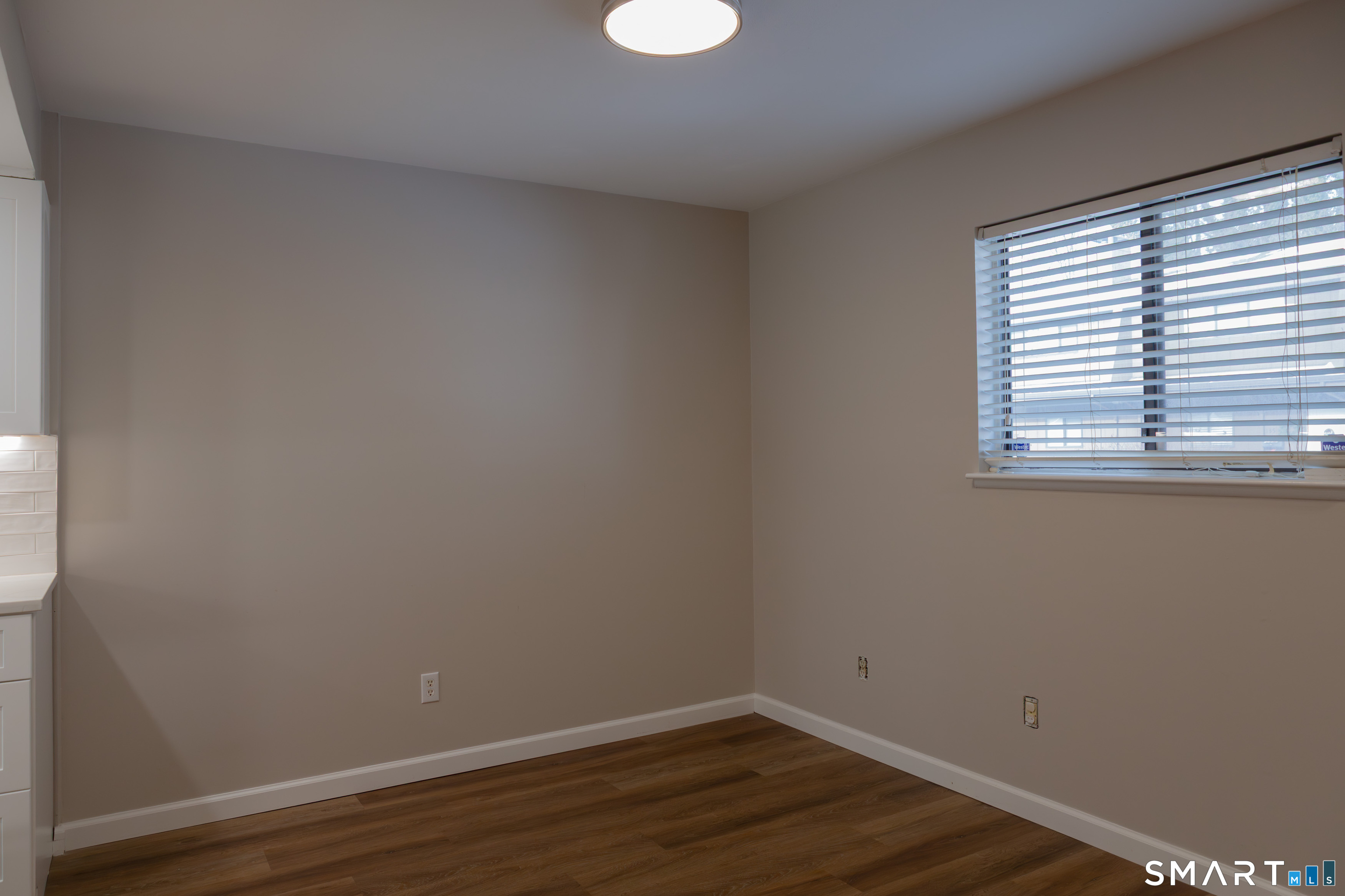 151 Knapps Highway Fairfield, CT 06825 - Photo 14 of 31