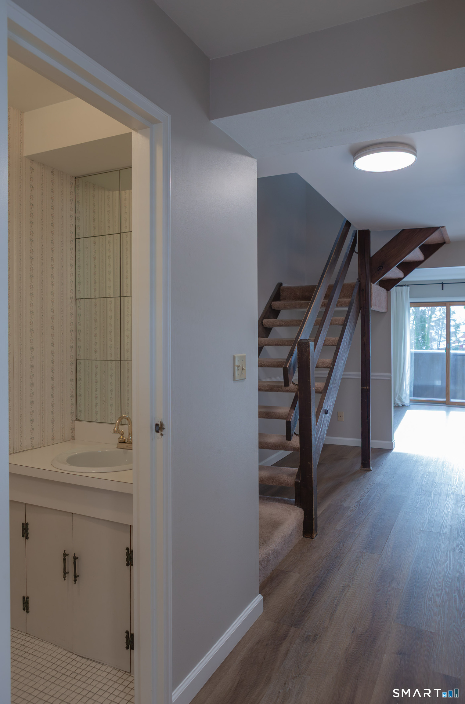 151 Knapps Highway Fairfield, CT 06825 - Photo 15 of 31