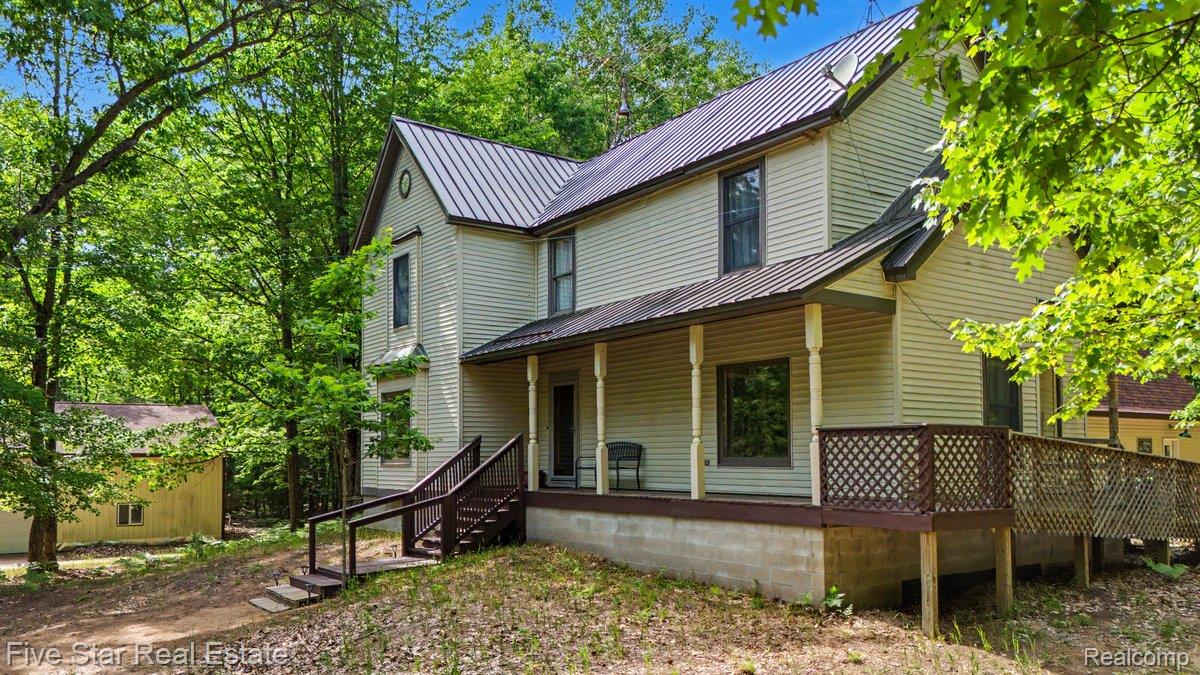 175 Bishop Road Sterling, MI 48659 - Photo 3 of 41 9_175 Bishop Drone (1).jpg