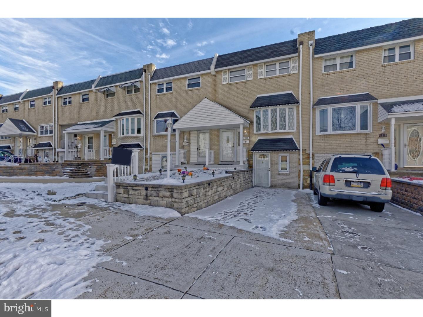 4213 Greenmount Road Philadelphia, PA 19154 - Photo 1 of 25 Gallery Image 1