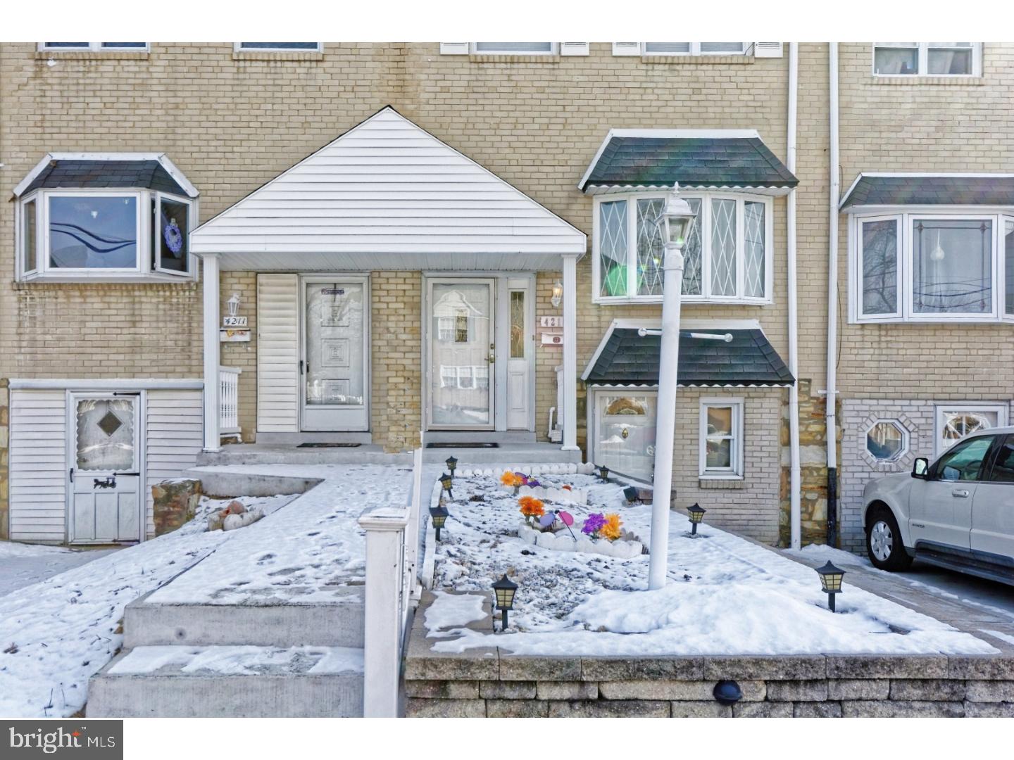 4213 Greenmount Road Philadelphia, PA 19154 - Photo 2 of 25 Gallery Image 2