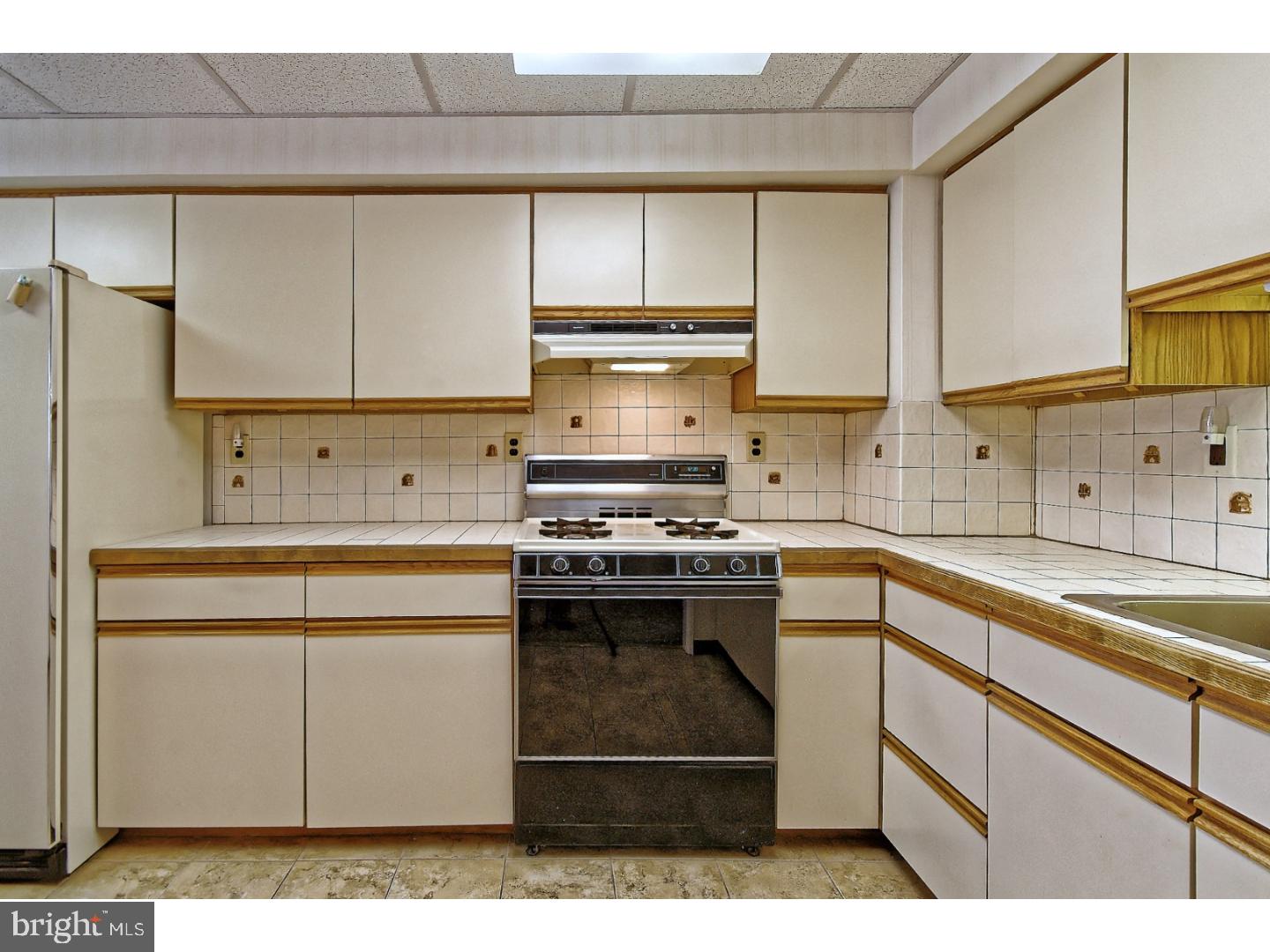 4213 Greenmount Road Philadelphia, PA 19154 - Photo 11 of 25 Gallery Image 11