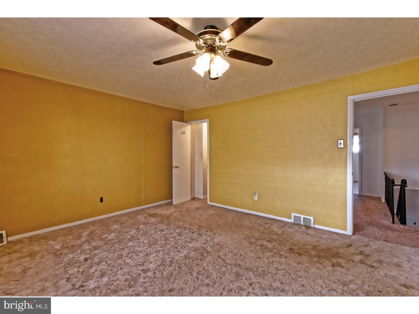 4213 Greenmount Road Philadelphia, PA 19154 - Photo 14 of 25 Gallery Image 14