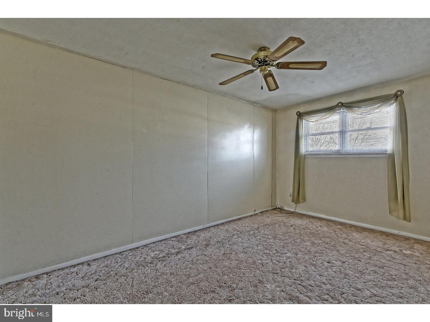 4213 Greenmount Road Philadelphia, PA 19154 - Photo 17 of 25 Gallery Image 17