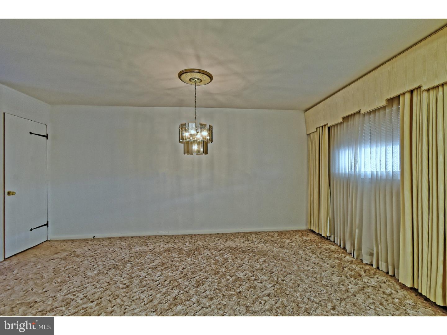 4213 Greenmount Road Philadelphia, PA 19154 - Photo 9 of 25 Gallery Image 9
