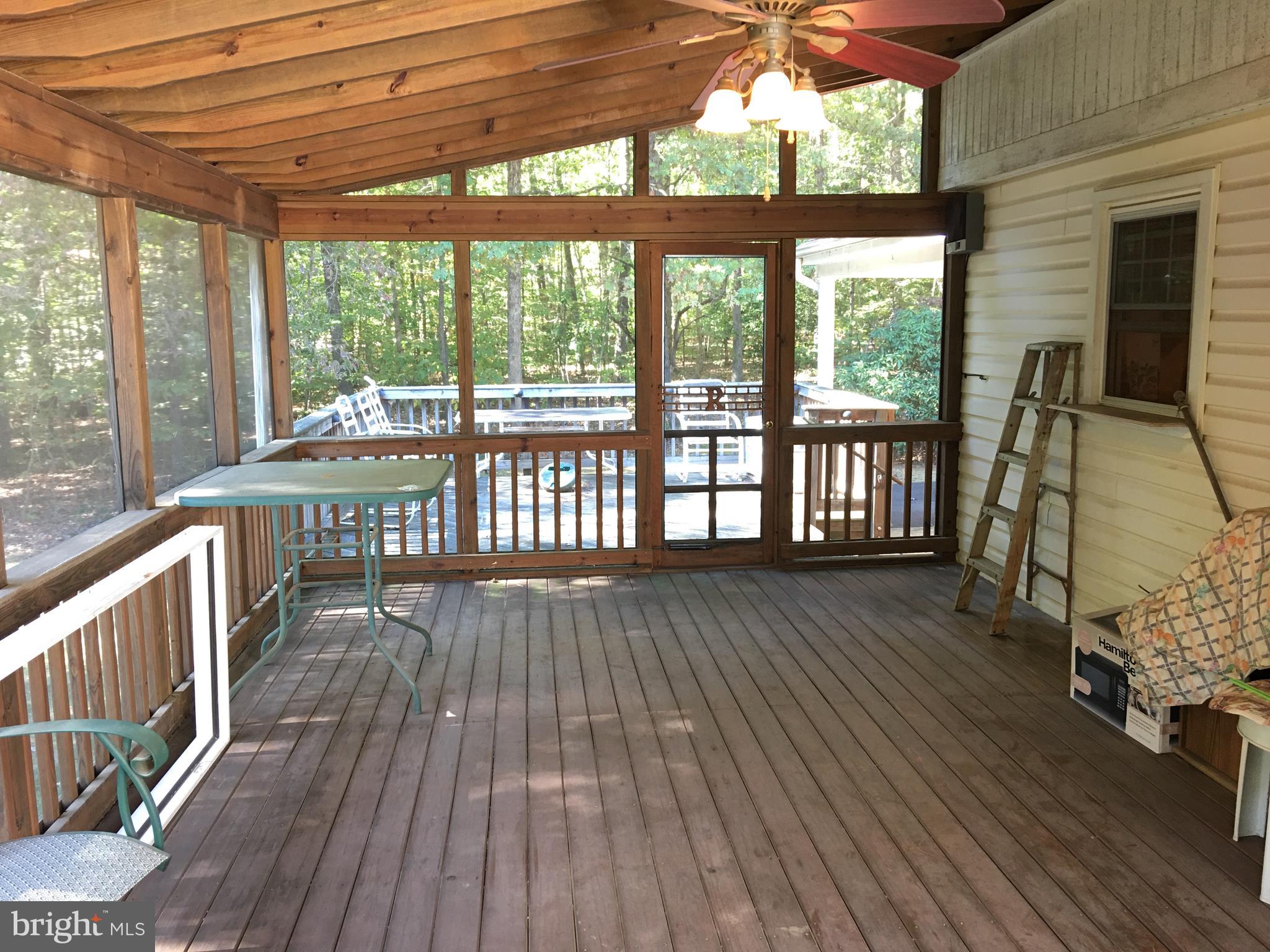 3551 Goldmine Road Goldvein, VA 22720 - Photo 10 of 27 Gallery Image 10