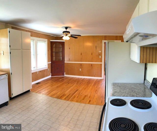 6199 Bethlehem Road Preston, MD 21655 - Photo 13 of 32 Dining Room