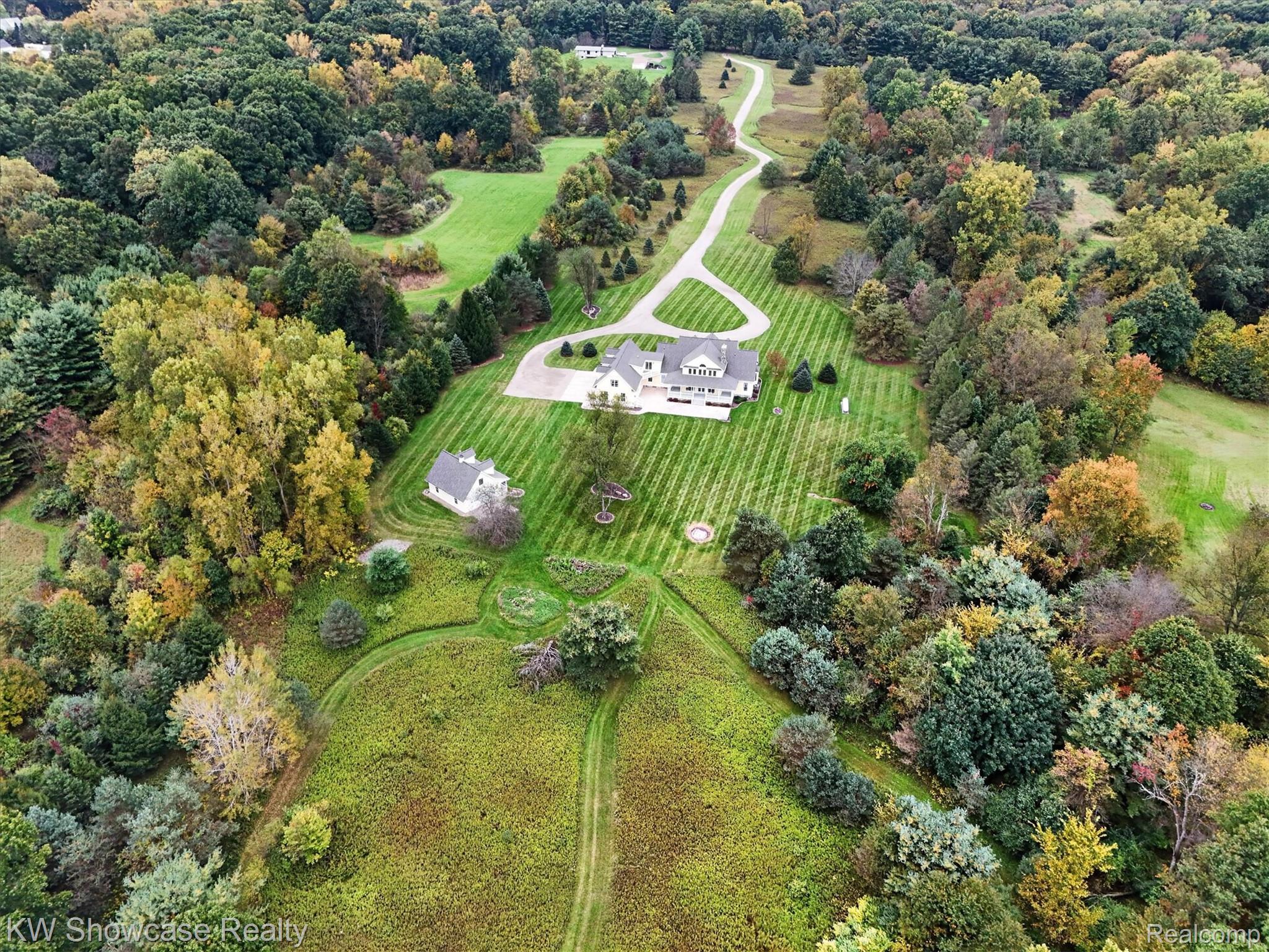 6624 West Coon Lake Road Howell, MI 48843 - Photo 74 of 84 65-6624-W-Coon-Lake-Rd-Howell-MI-48843-WindowStill.jpg